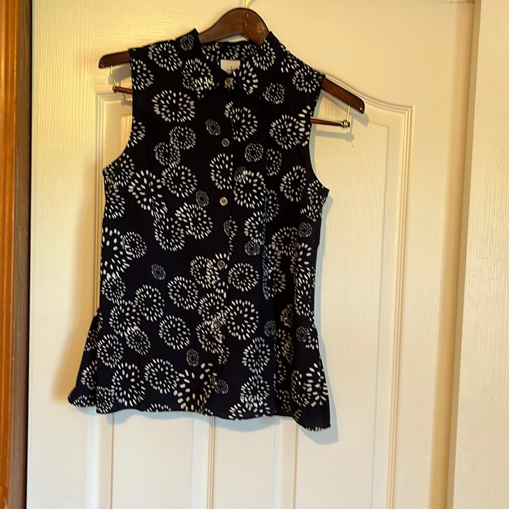 EUC cabi navy blue and white Starburst peplum blouse
